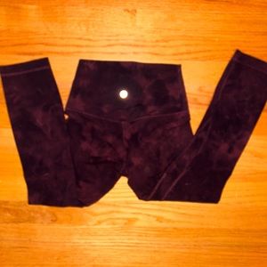Lululemon Diamond dye cassis black align leggings